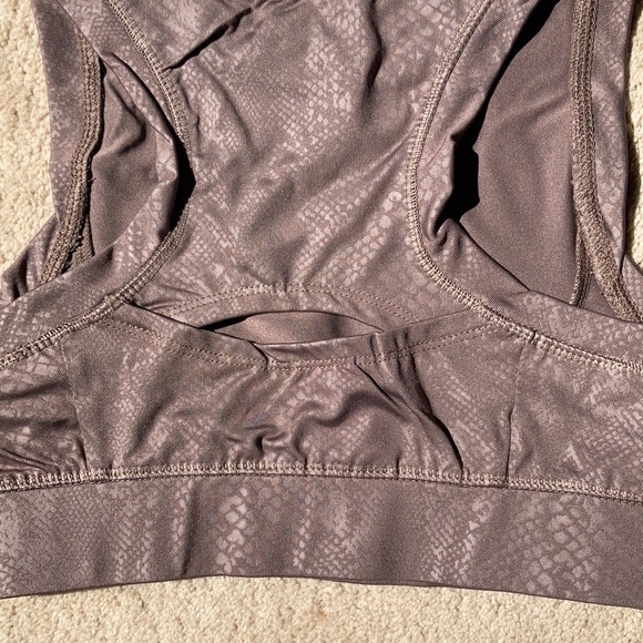 Relisted Tahari Sport tan snakeskin print animal print sports bra S M L - Picture 6 of 16